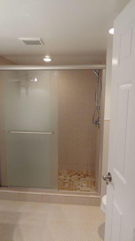 Bathroom · Tiled walk-in shower